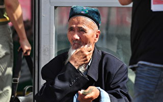 新疆男子蓄胡被判刑6年 妻子蒙面获判2年