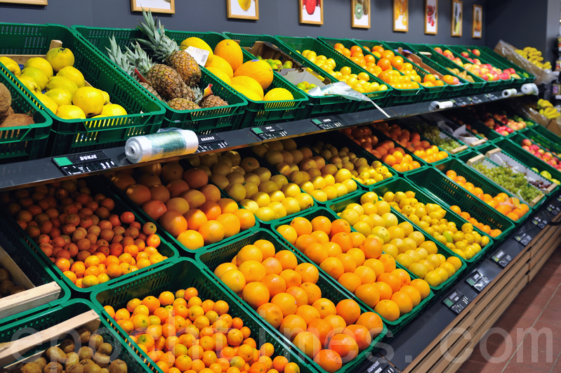 大陸內需大減 最大水果批發市場生意蕭條