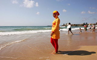 法国戛纳沙滩禁穿全身泳衣