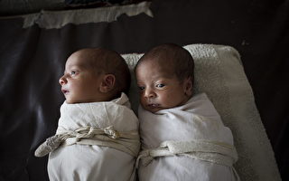 哈萨克双子宫女子隔11周产龙凤胎 世上罕见