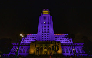 少了Kobe不像洛杉矶 市政厅打上紫金灯光纪念
