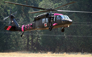 美军黑鹰直升机加州坠毁 2死3伤