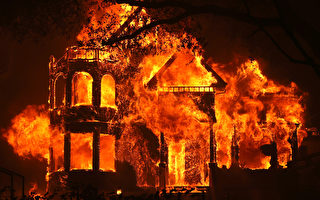 组图：加州“酒乡”遭大火袭击 数百家庭撤离