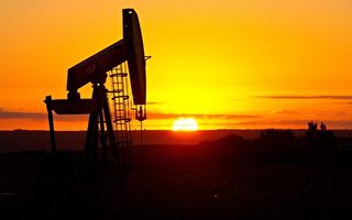 制裁俄国原油出口？ 国际油价涨至130美元