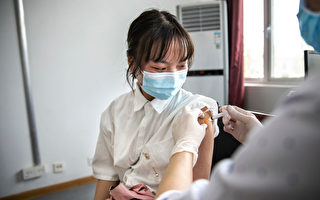 CNN吹捧中国接种率 被批成“中国新闻网”