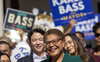 美國眾議員凱倫‧巴斯當選洛杉磯市長