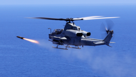 美攻击直升机在印太首射新型导弹 击沉船舰